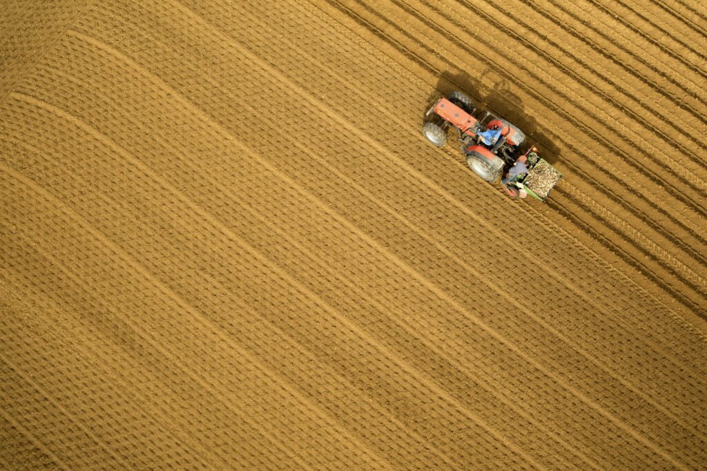 Land Investment Strategies: A Comprehensive Guide 1 Plow the earth